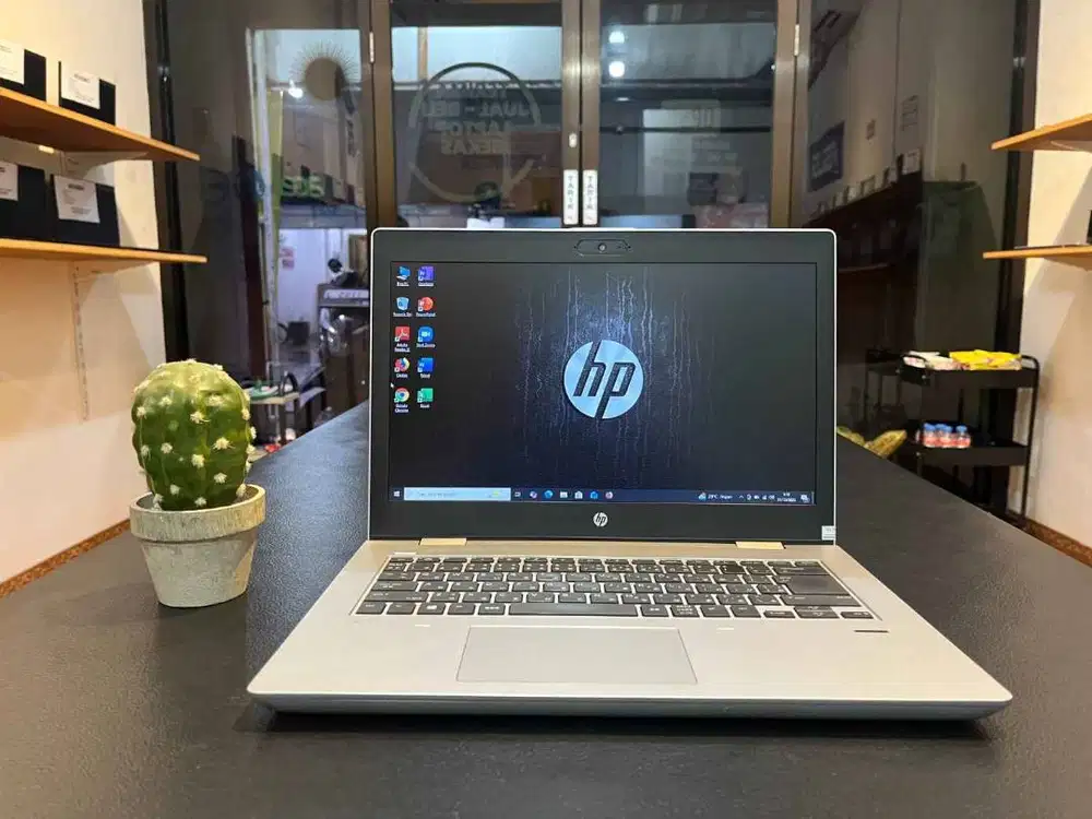 HP PROBOOK 645 G4//AMD RYZEN 3PRO-2300U//VGA AMD RADEON VEGA 6 (1GB)