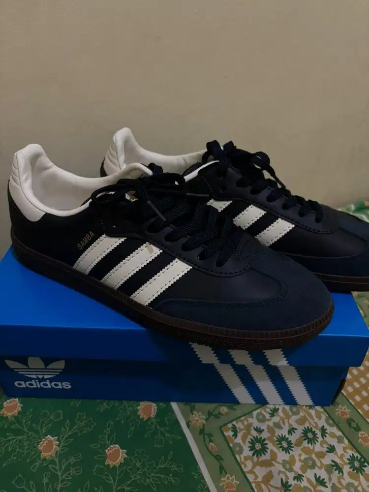 Adidas samba navy gum