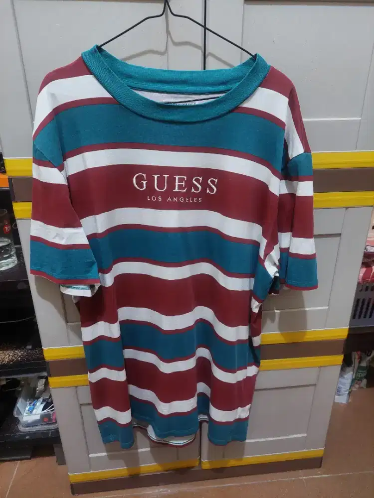 Kaos Guess vintage bekas original mulus