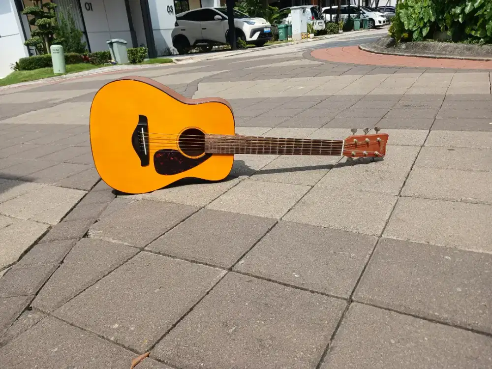 Yamaha Fg Junior 1 gitar