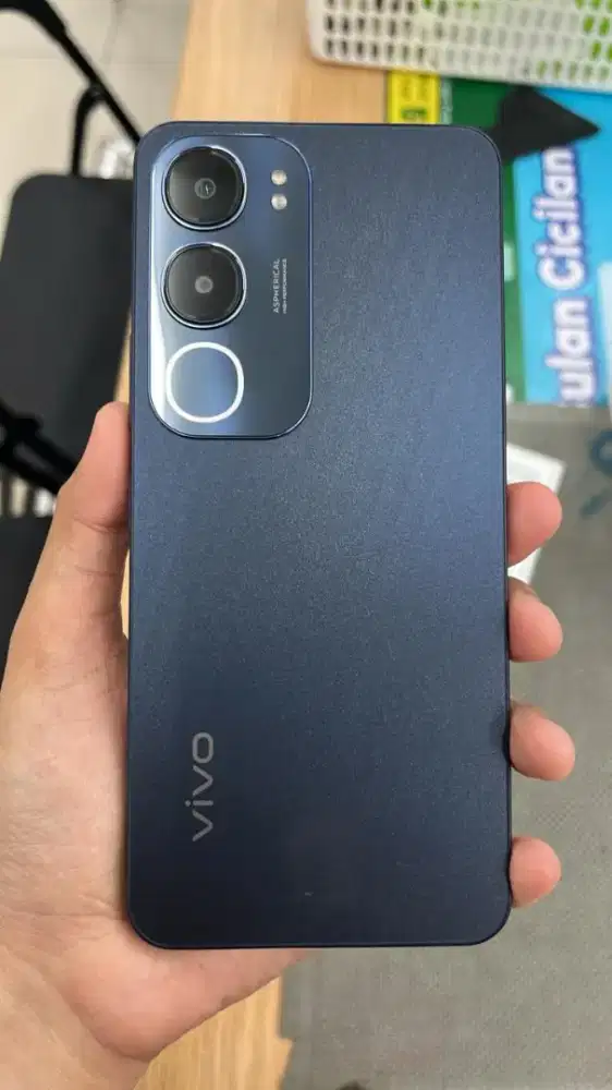 ViVO Y19s 4+4gb