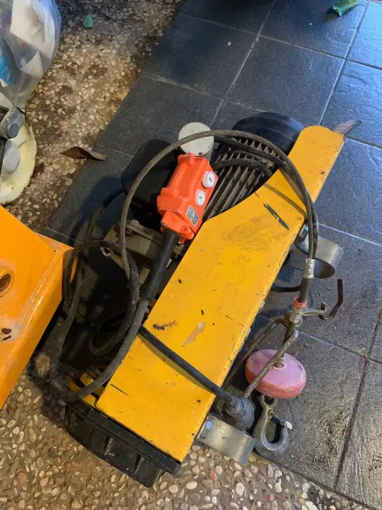 HOIST ELEKTRIK SECOND