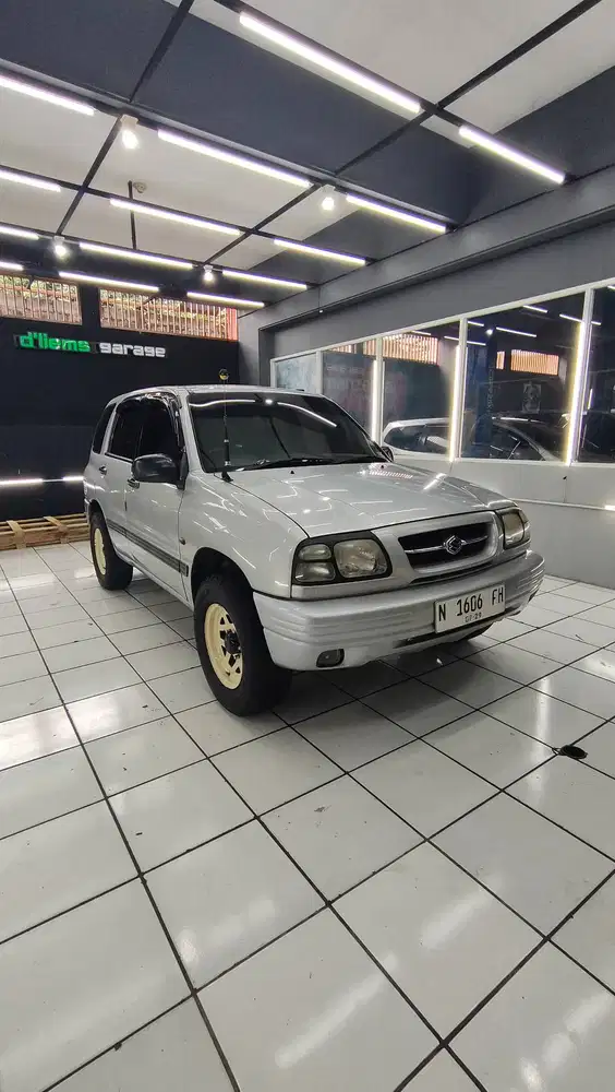 Suzuki Escudo 1.6L Pemakaian Pribadi