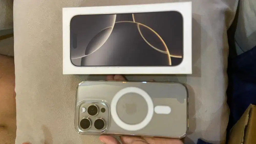 Iphone 16 pro 256 natural titanium