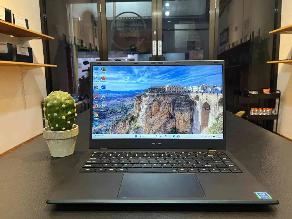 ADVAN SOULMATE//INTEL CELERON N4020