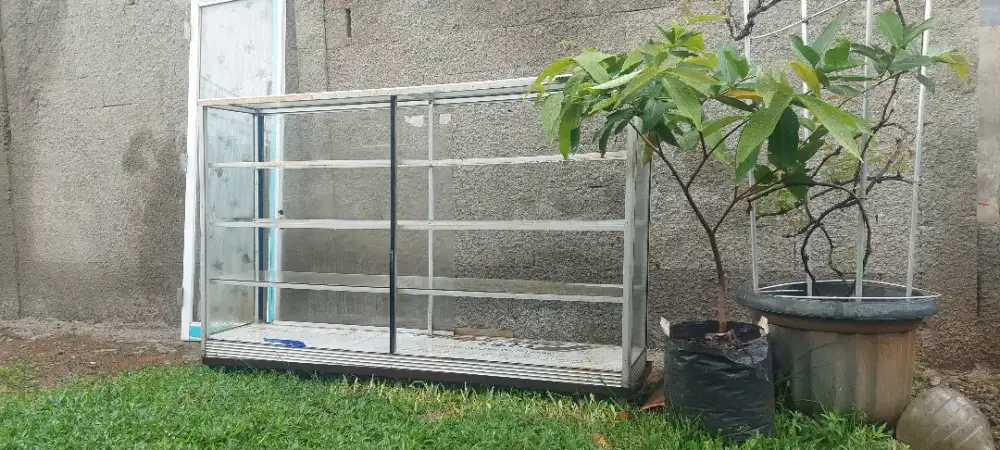 DIJUAL ETALASE UKURAN 40×120×200