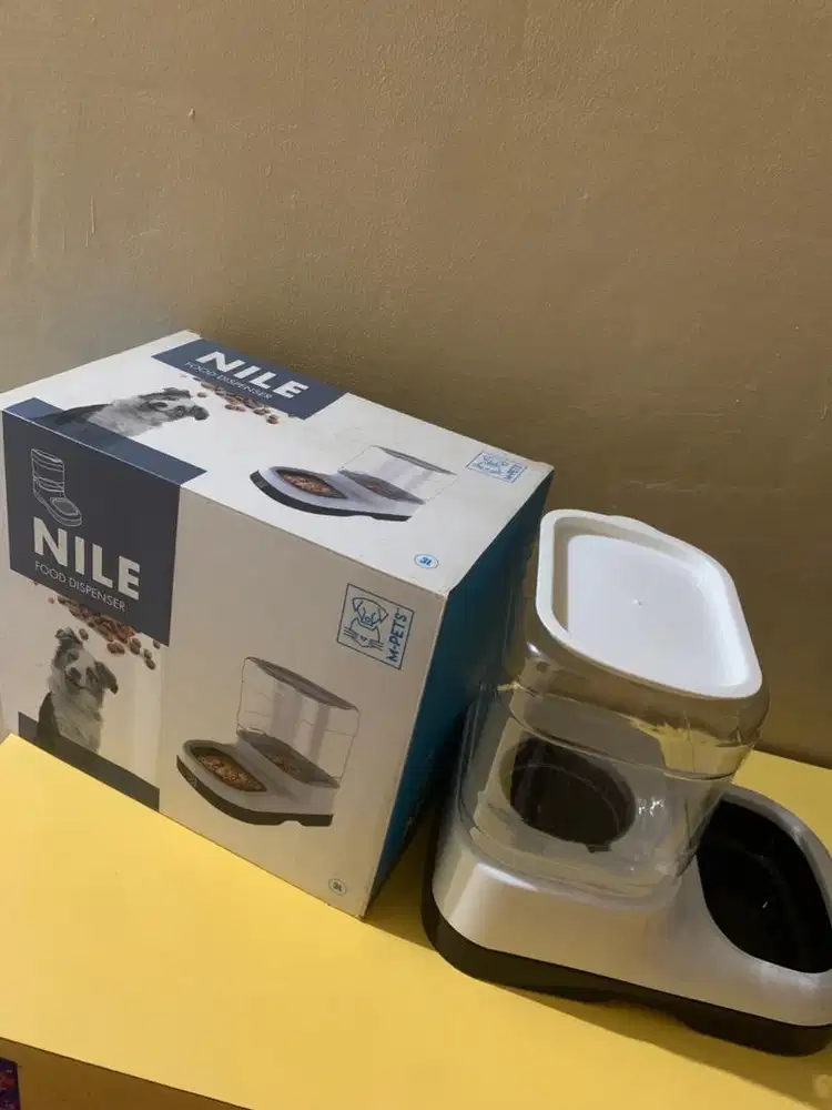 NILE Food Dispenser for Dog/Cat