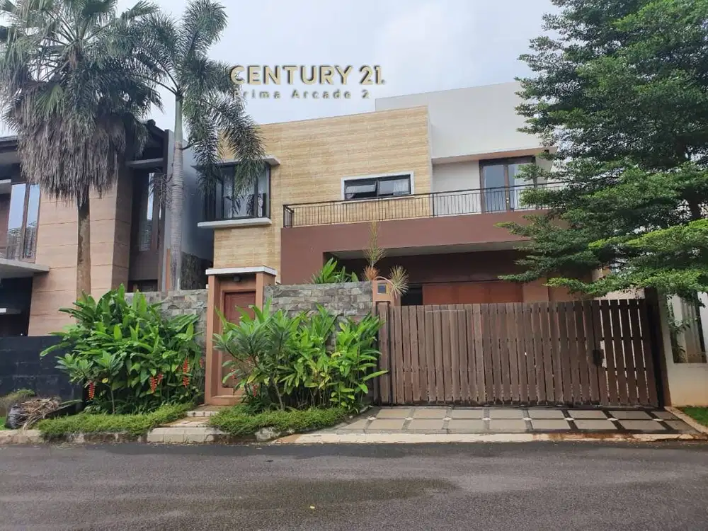 Rumah dengan Swimming Pool di Bintaro Tangsel GB-3134