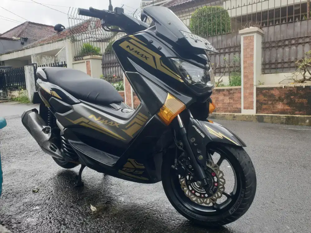 Dijual NMAX thn 2017 pajak hidup tangan pertama