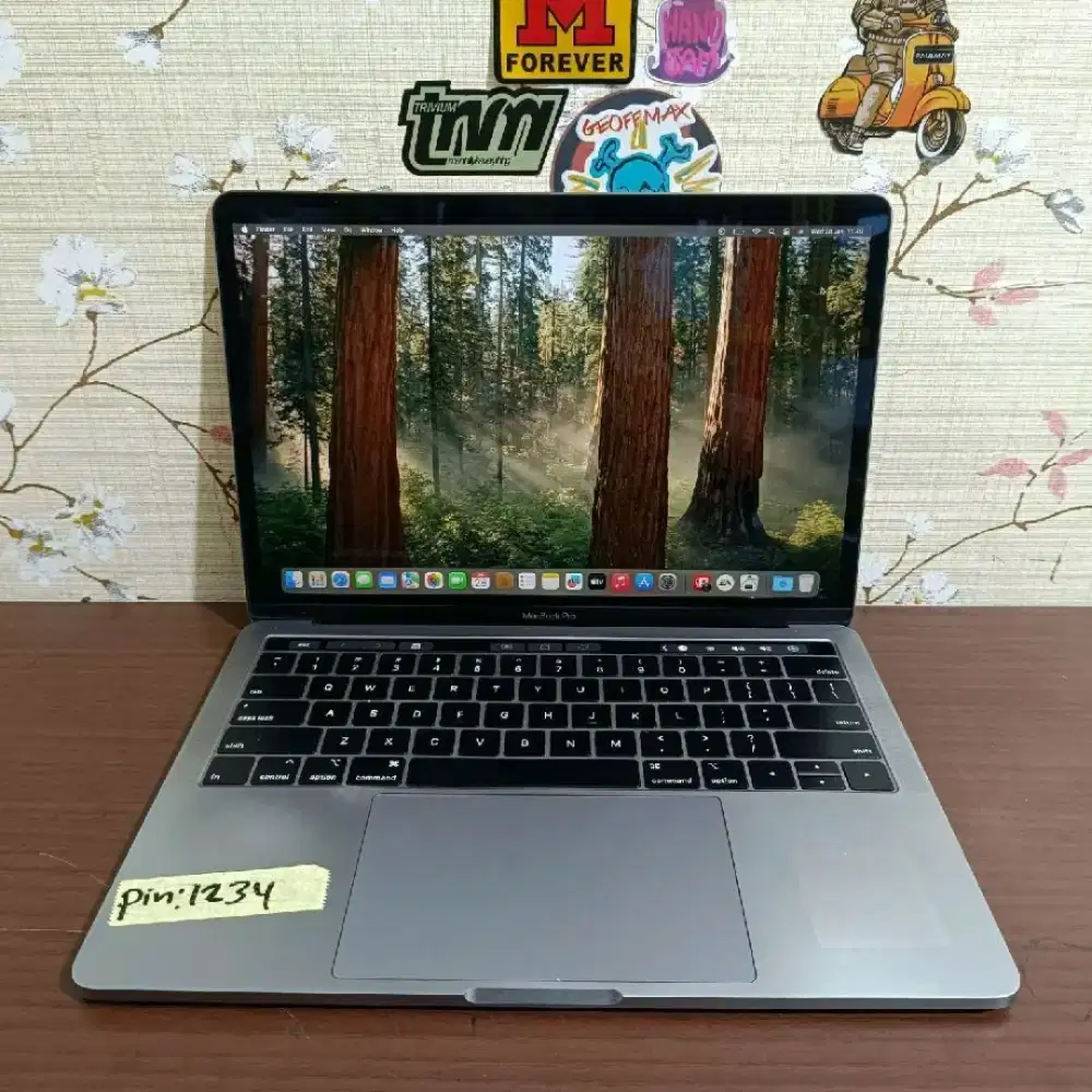 MacBook Pro 13 inch 2019 Core i5 8/256 SSD