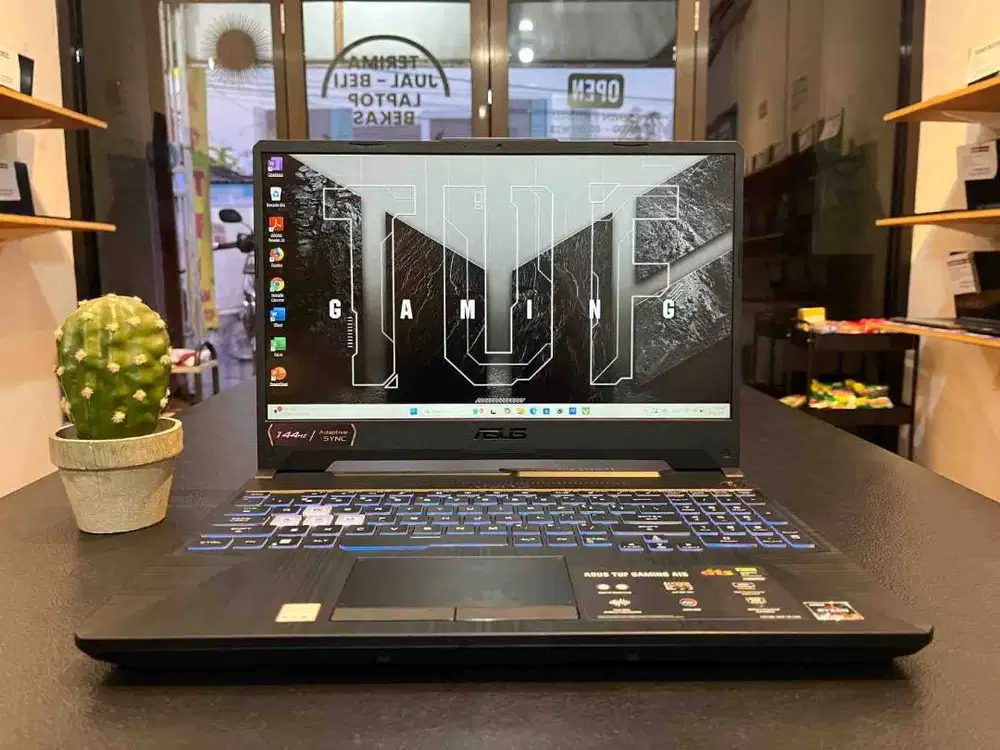 ASUS TUF F15-FX506HC//NVIDIA RTX 3050(4 GB)//KEY BACKLIT RGB