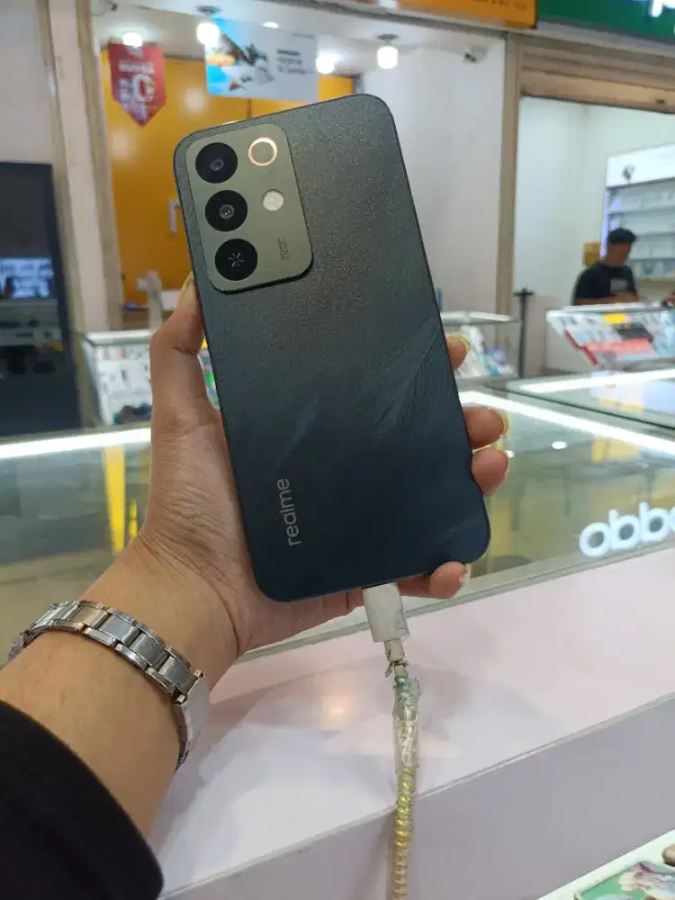realme C85 pro 8/256