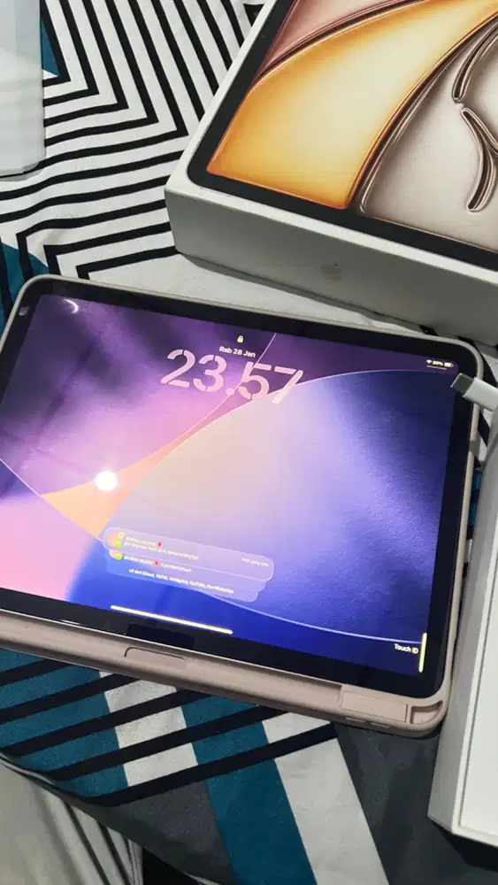 Ipad air m3 11inci 125GB Starlight