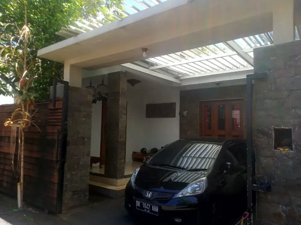 Rumah Minimalis 1 Lantai Style Villa di Tukad Petanu Denpasar