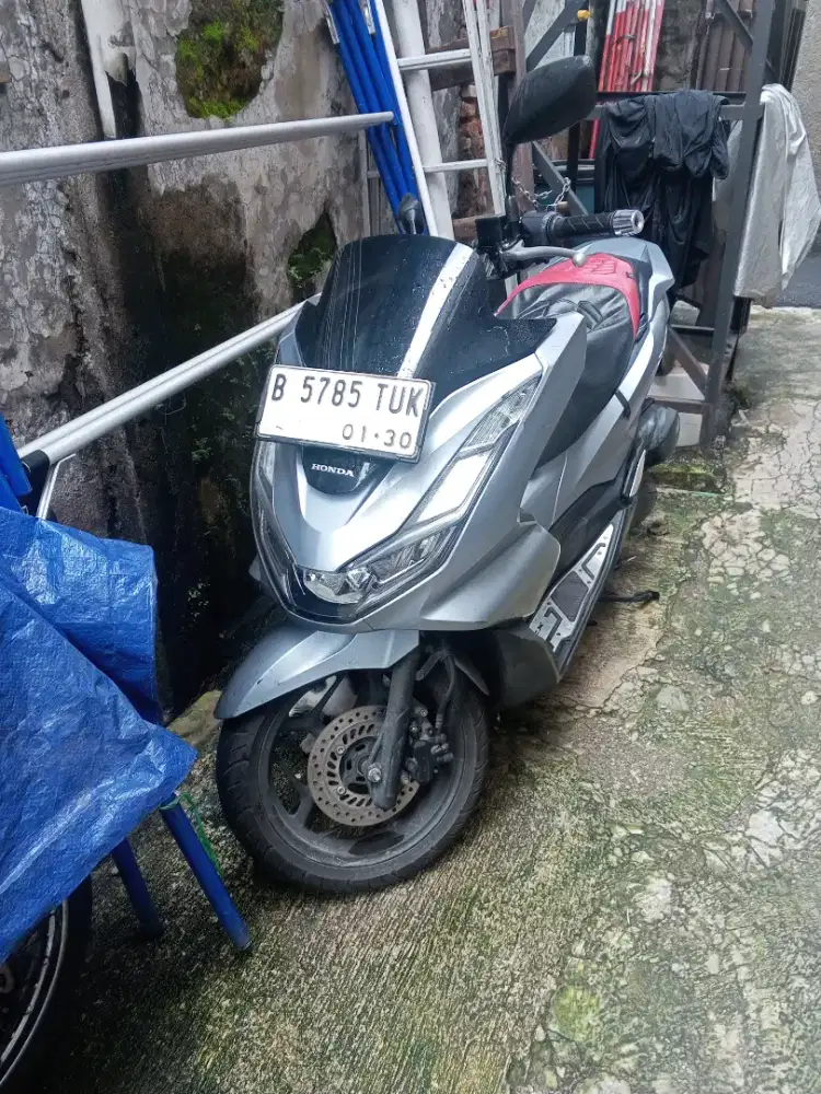 Jual PCX 160 CBS SILVER 2024 OTR 2025
