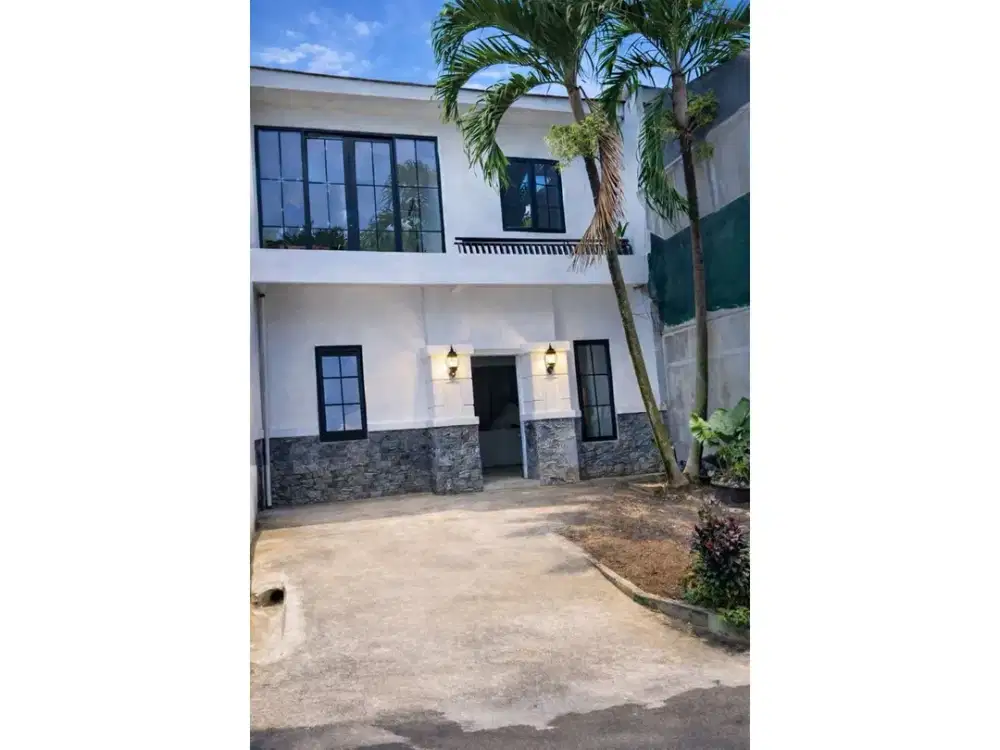 Disewa Rumah 2 Lantai Tahunan Bagus Bary Renovasi Sentul City ssr958