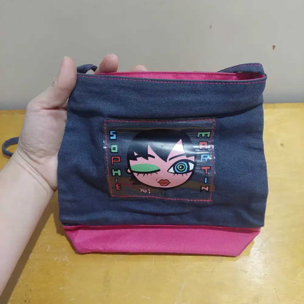 Preloved Tas Selempang Pra-remaja/Remaja merk SOPHIE MARTIN