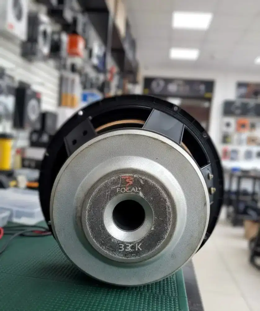 Speaker subwoofer FOCAL 12  Made in PRANCIS
 (Full ORIGINAL)