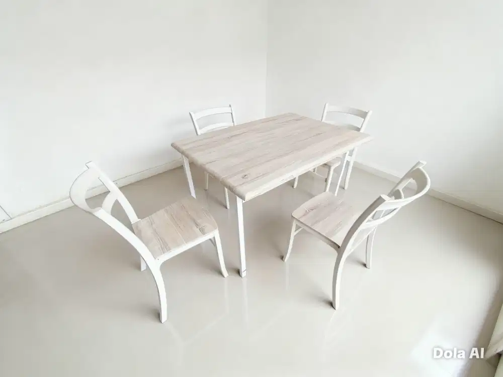Meja Makan kayu minimalis +4 kursi putih