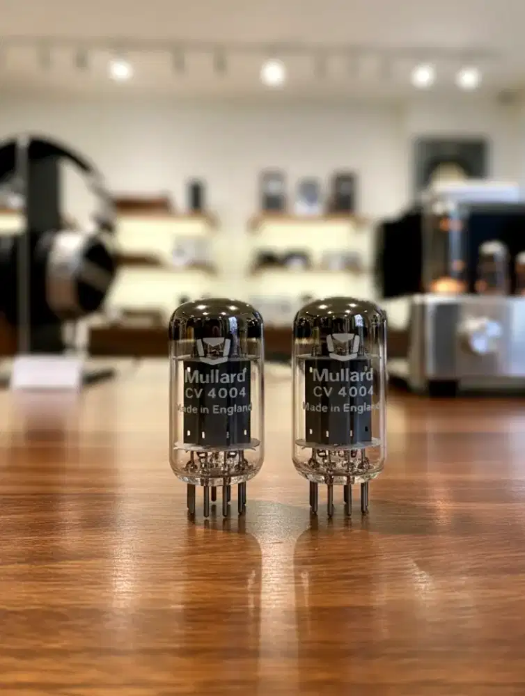 Tube mullard NOS type12 ax7 (2bj)
Made in england (Serius Langsung WA