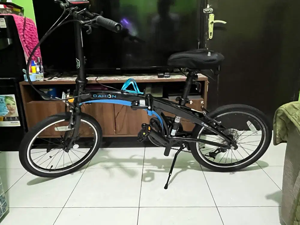 Dijual sepeda Dahon Vigor Black like new