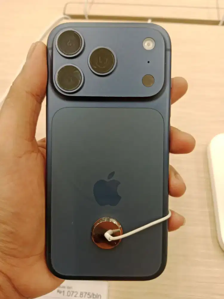 iPhone 17 Pro Navy, 256GB