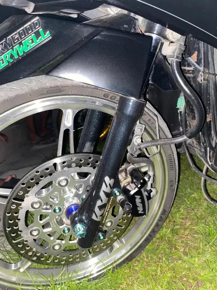 Shok depan kyb, kaliper nissin 2p ori, piringan cakram 260