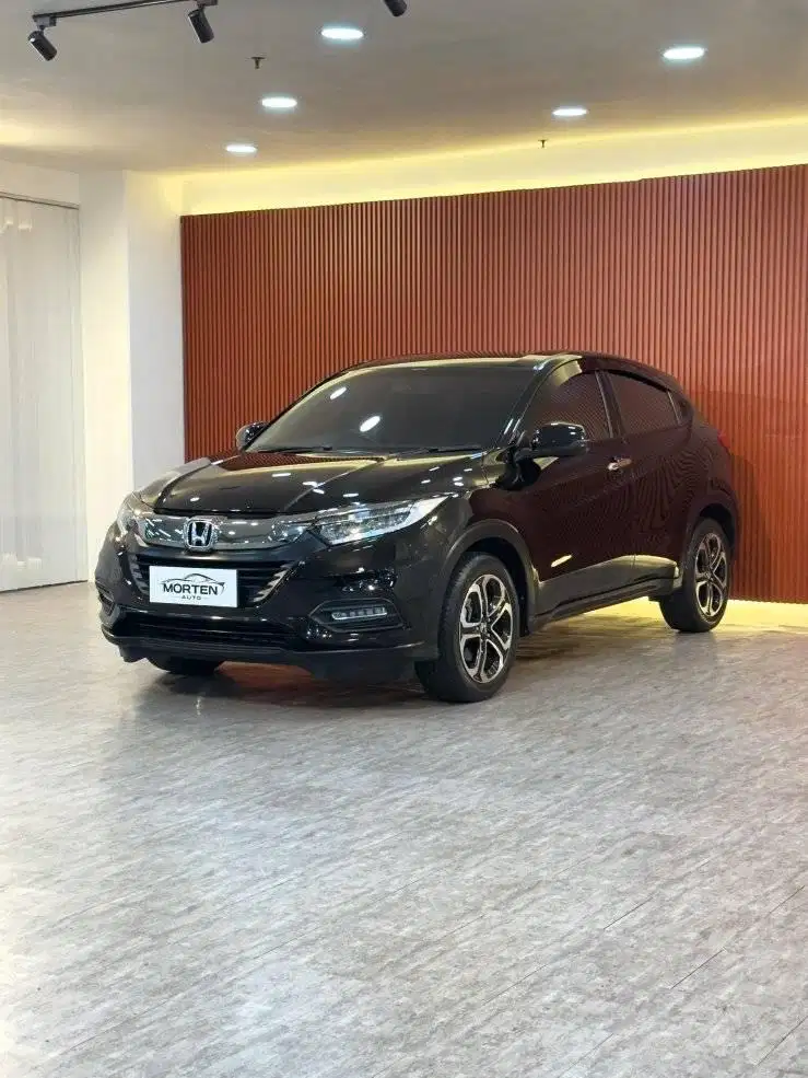 Honda HR-V 1.5 E Plus CVT AT Tahun 2021 Km 47 Rb Recrod