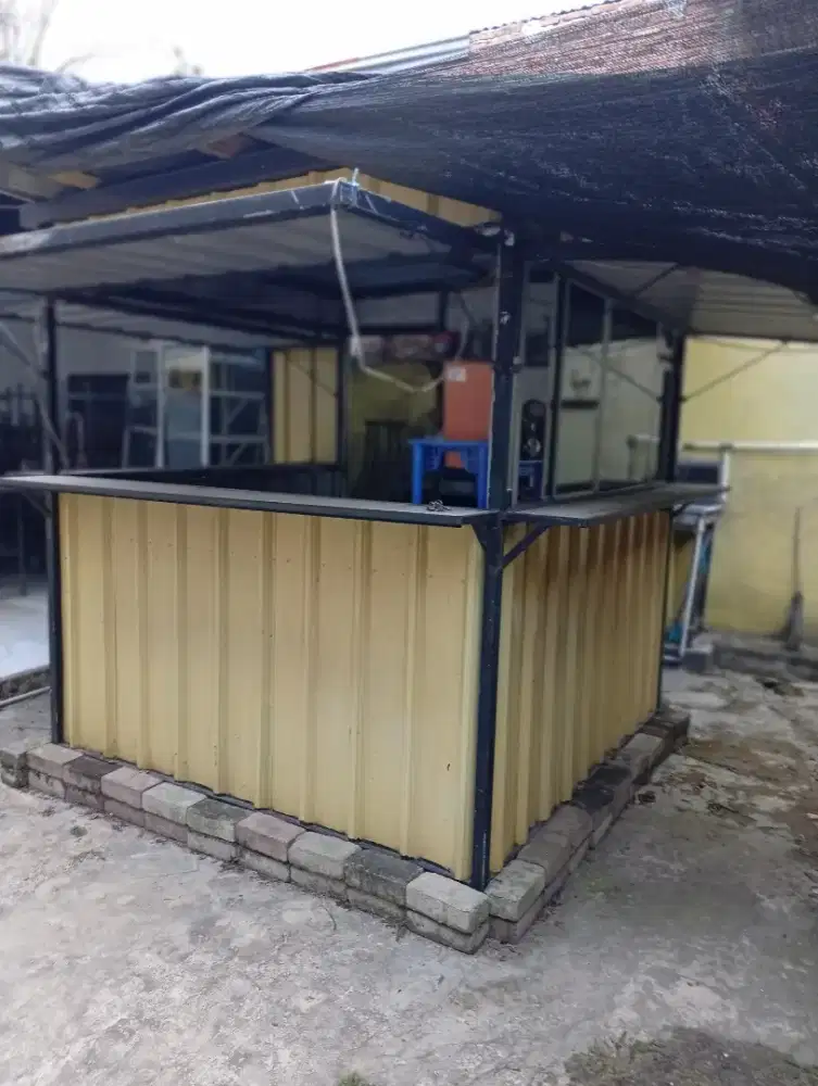 Kontainer box/ steling jualan