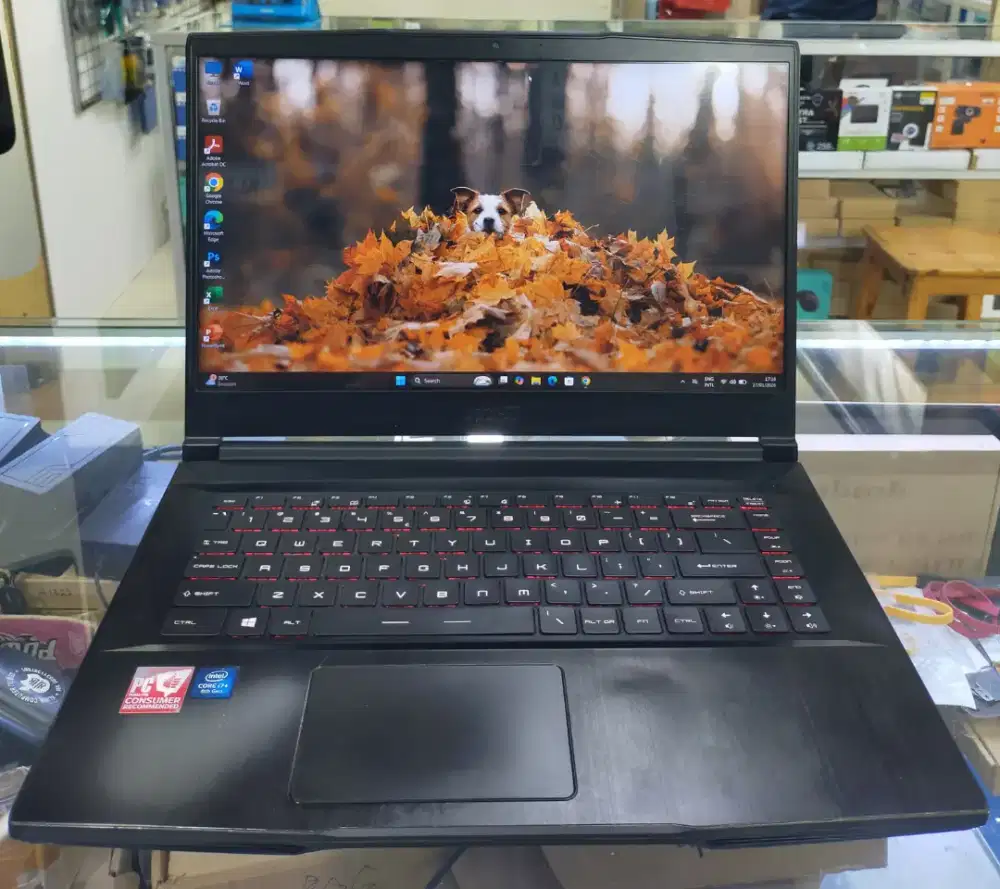 Laptop gaming secen masih mulus