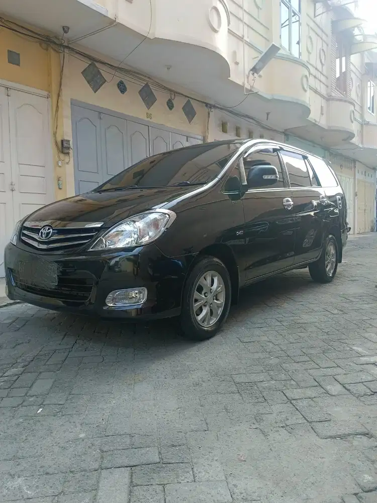 Toyota Kijang Innova 2010 Diesel