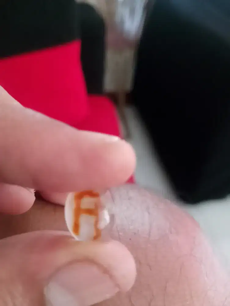 Batu natural motif huruf