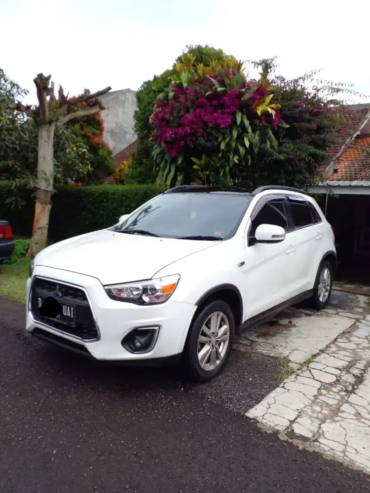 SUV Mitsubishi Outlander PX Panoramic Sunroof