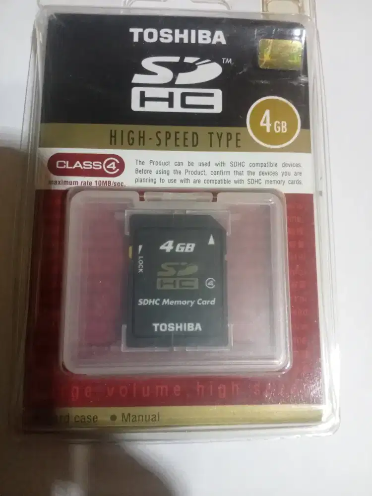 Memory  TOSHIBA SDHC 4GB