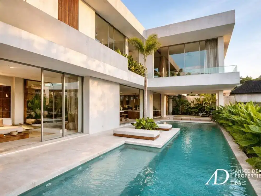 LEASEHOLD | MINIMALIST TROPICAL BRUTALIST VILLA WITH RICE FIELD VIEWS IN BUDUK, CANGGU