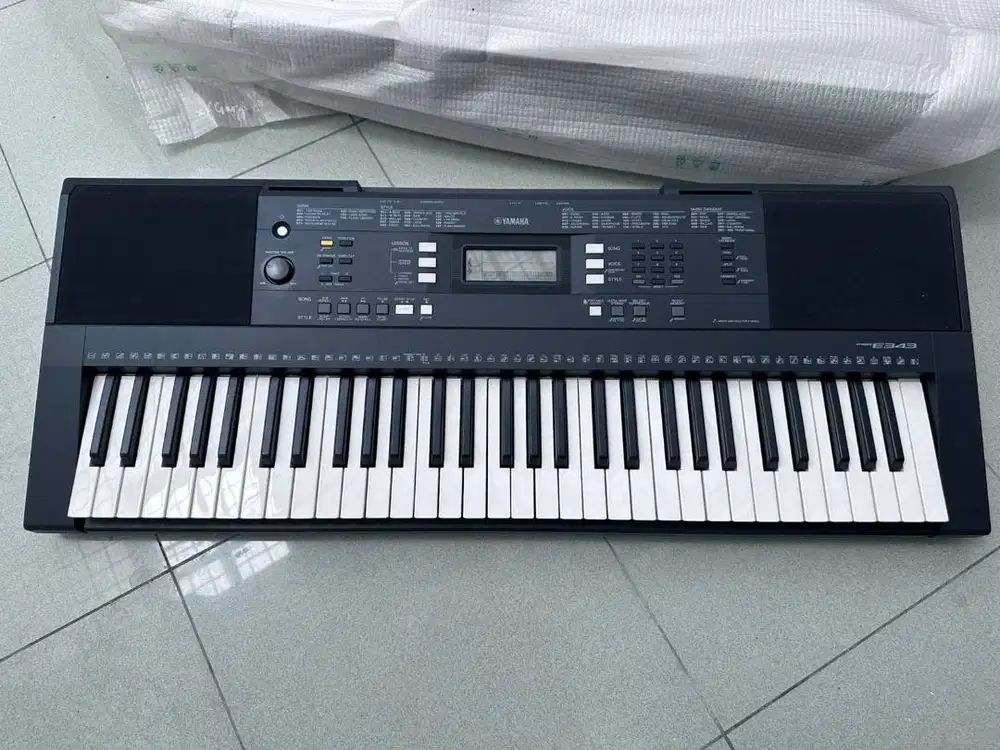 Jual Yamaha EPSR343 KEYBOARD complete with stand
