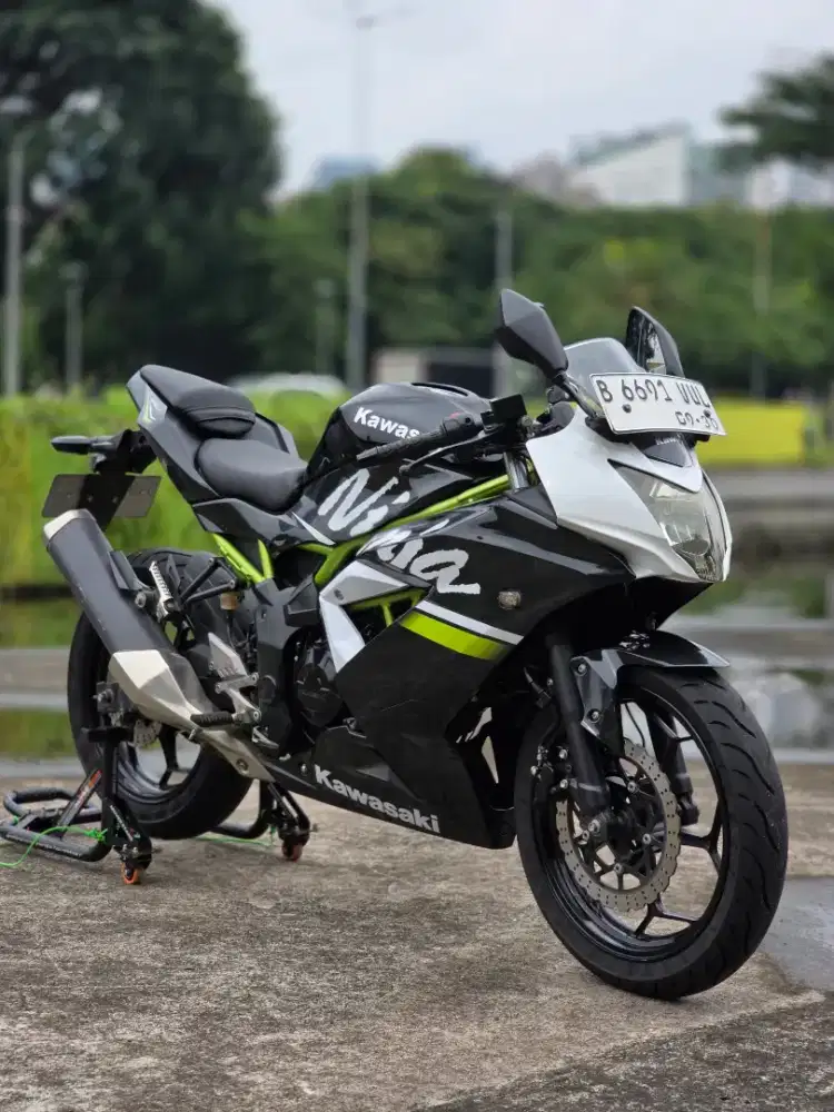 Kawasaki Ninja 250 RR Mono Putih