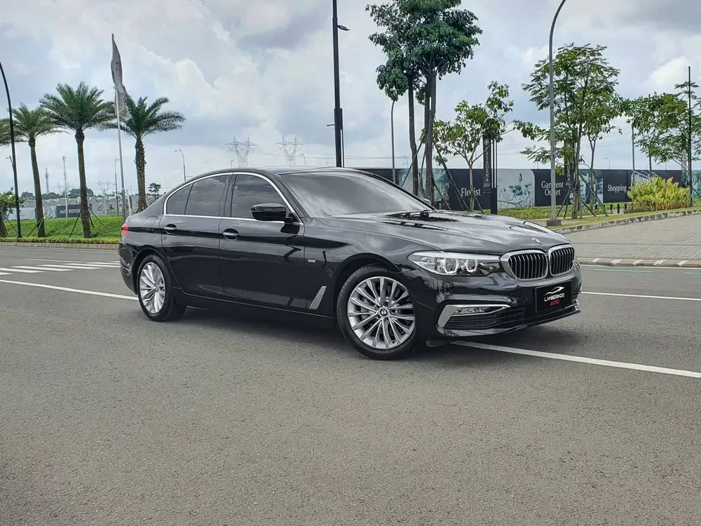BMW G30 530i LUXURY LINE 2019