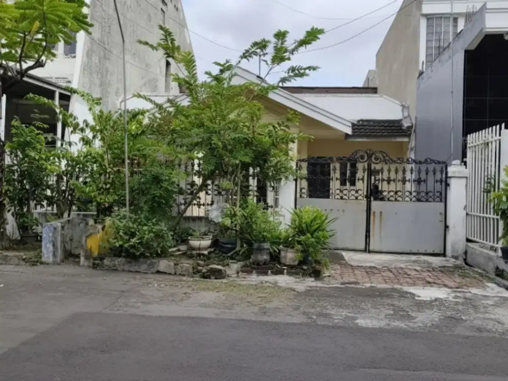 Rumah Wisma Permai Temgah Row Jalan 3 mobil