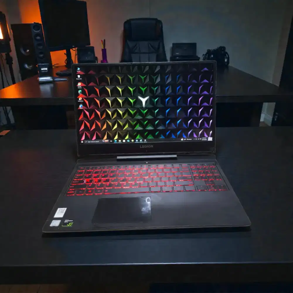 Laptop Gaming Lenovo LEGION SSD 512Gb Core i7 RAM 16Gb NVIDIA GTX