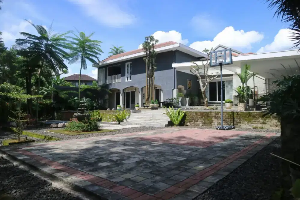 JUAL RUMAH MEWAH SETIABUDI BANDUNG