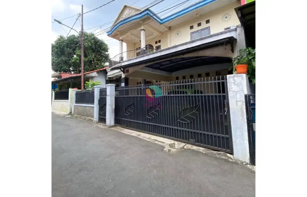 Dijual cepat rumah 2 lantai di Cipayung Jakarta Timur