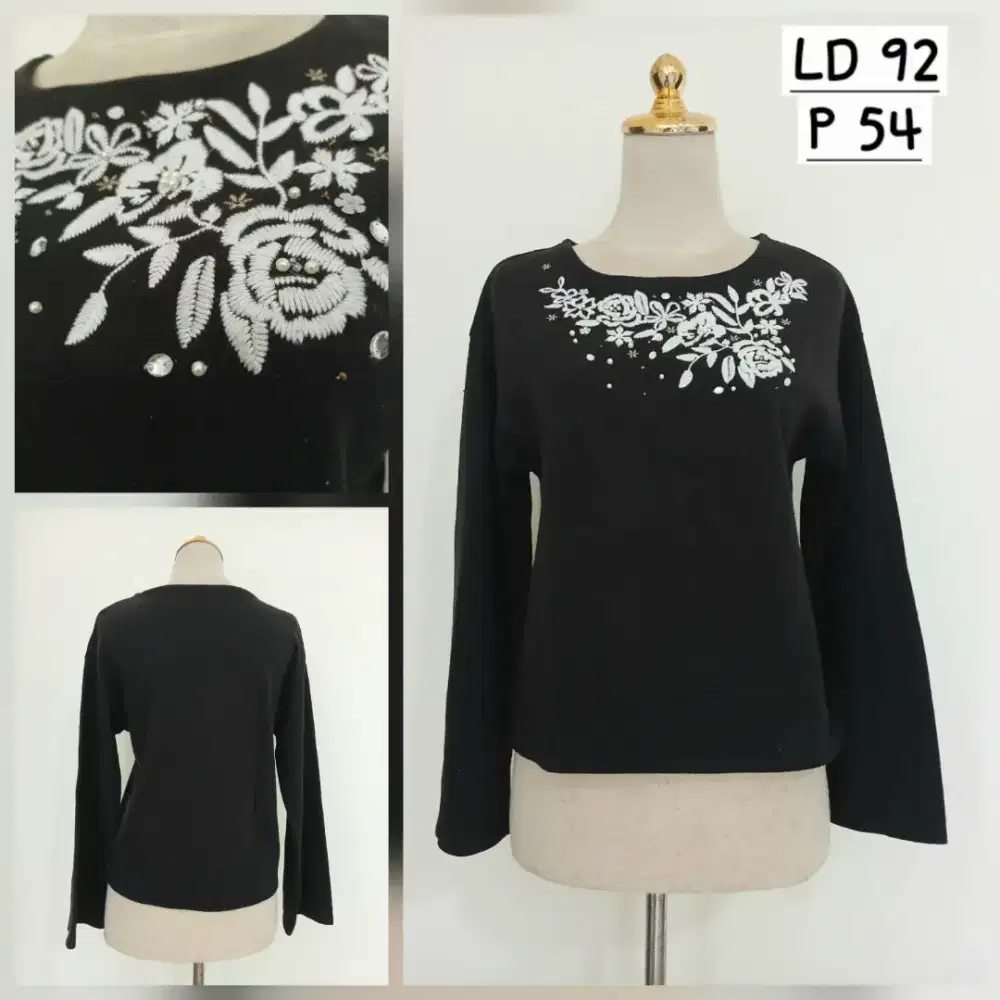 Baju atasan sweatshirt GU size S, preloved