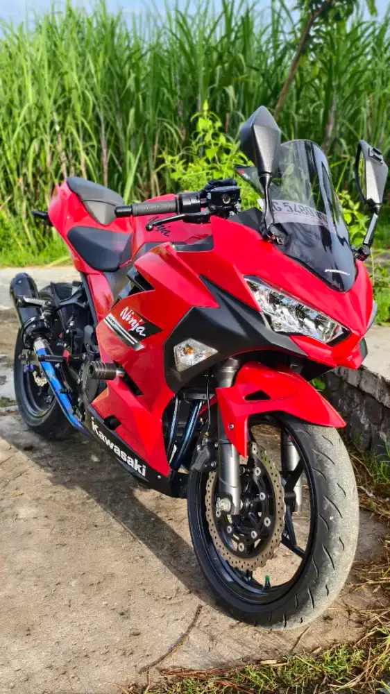 Kawasaki ninja 250 new fi full modif habis 25jt an