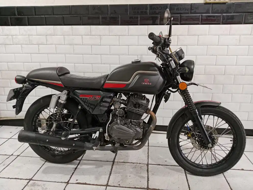 Benelli motobi tahun 2022 orisinil