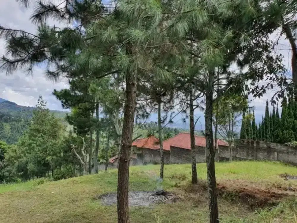 Dijual cepat tanah kavling strategis di area populer Dago Giri, Lembang.