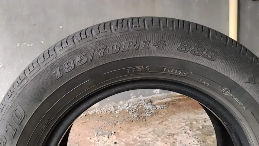 Jual ban serep bekas xenia