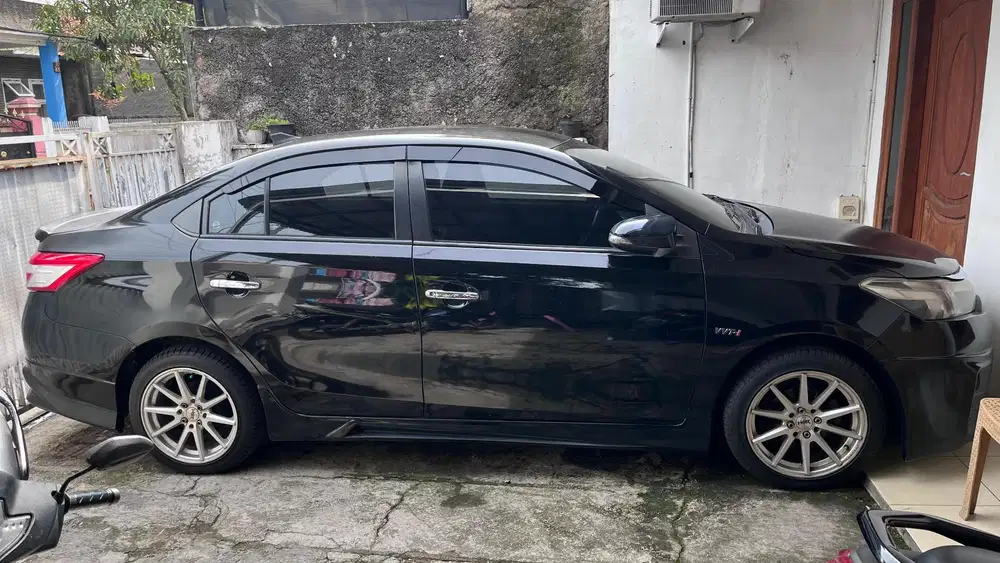 Toyota Limo 2016 Bensin