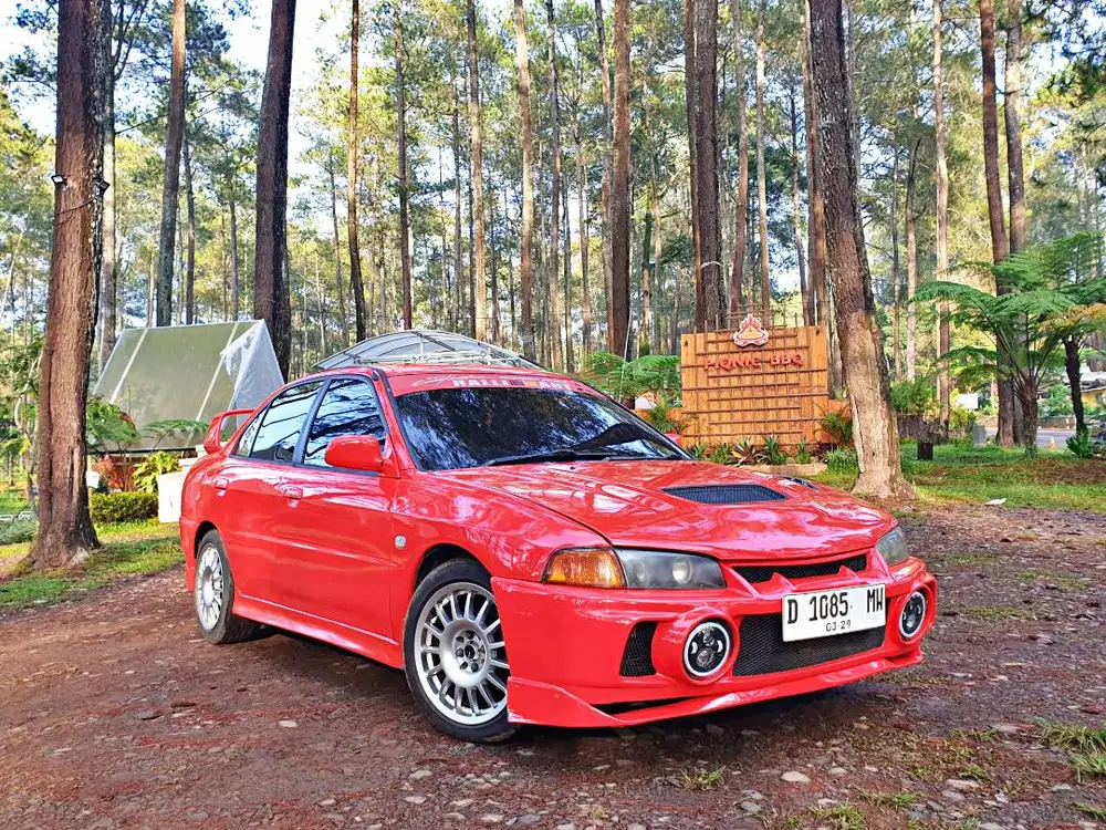Mitsubishi Lancer CK4 GLXi 1600cc aka EVO IV lokal 1997 Merah VR 16-in