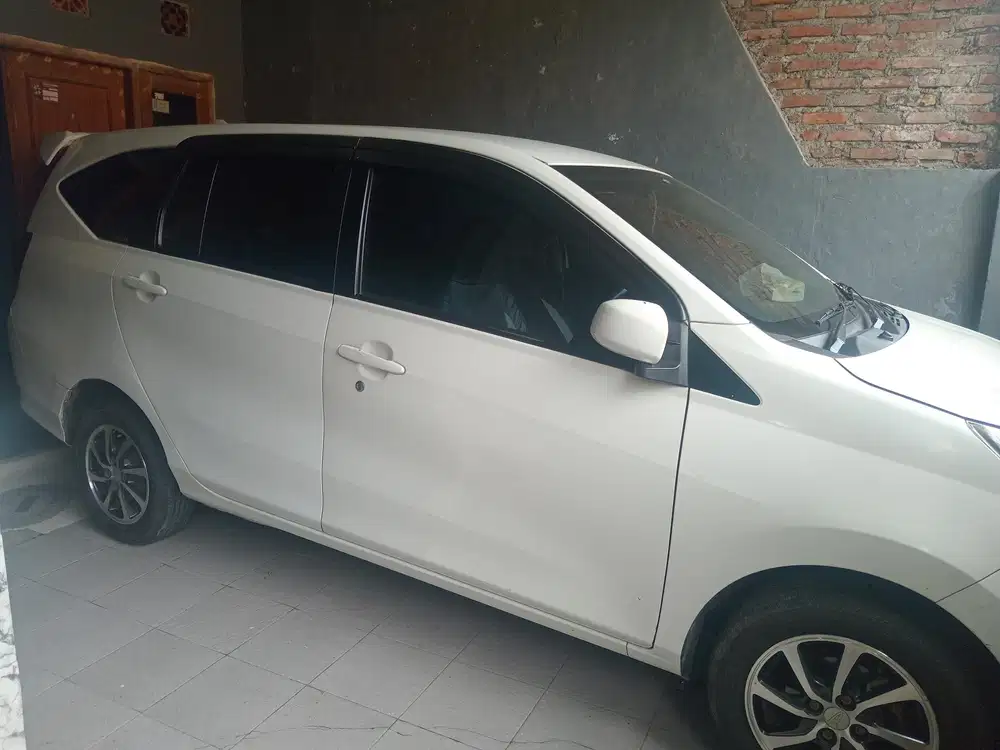 Daihatsu Sigra 2017 Bensin